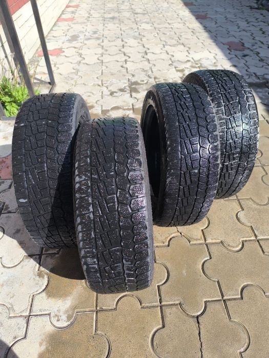 Продам зимнюю резину р16