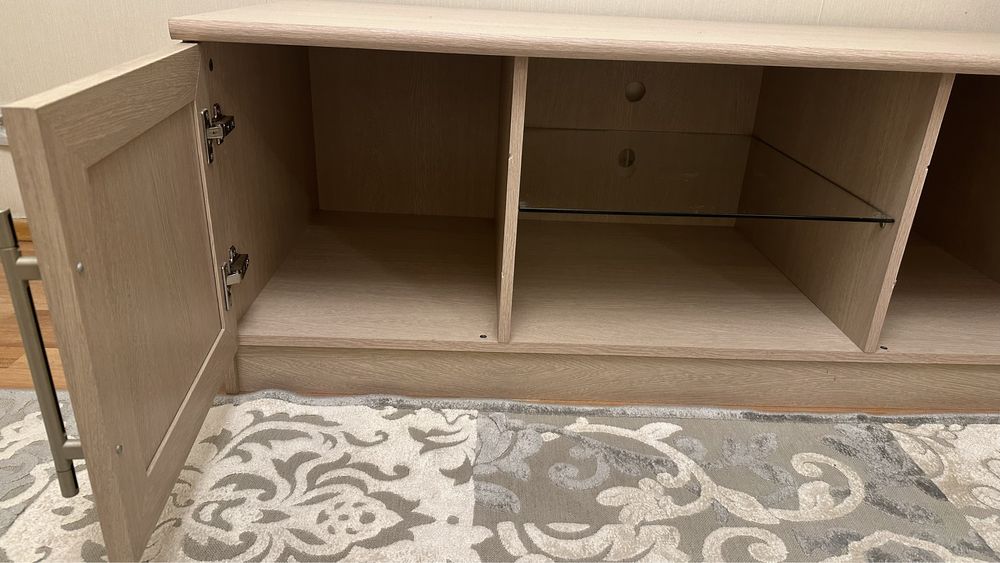 Тумба под телевизор