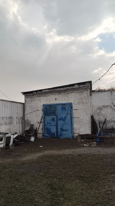 Продам базу с домом