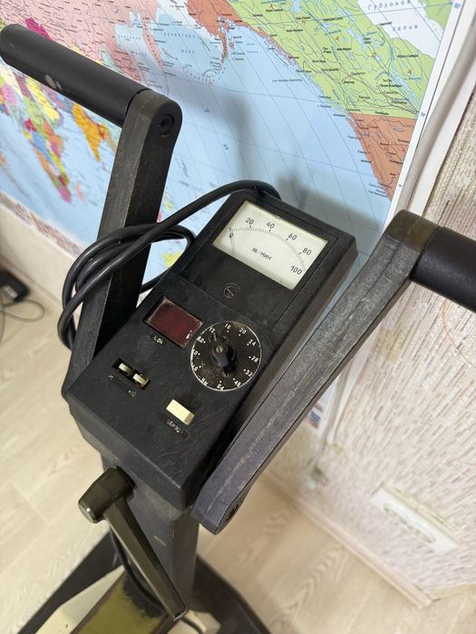 Продам велотренажер срочно!