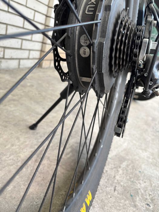 Bicicletă electrică E-motion distanţă 80+ km 60km/h 750W 48V 16+13Ah