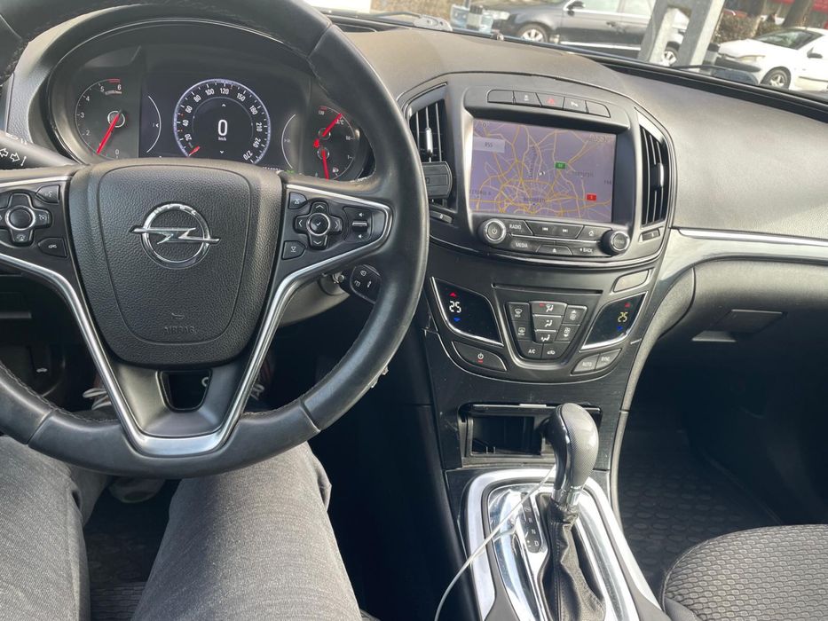 De vanzare opel insignia