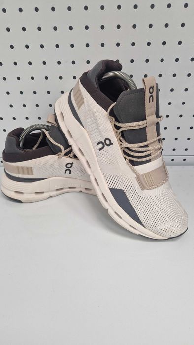 Оригинални маратонки- On CloudNova