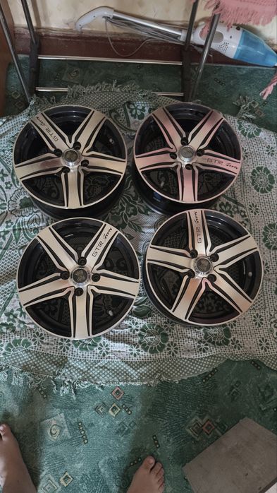 14 Диски 4x100 отличное состояние