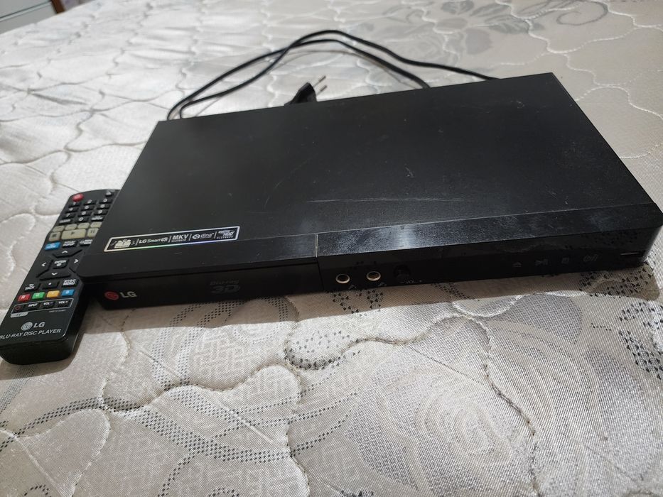 Видеоплеер Blu-ray LG BP440K
slide 1 of 8