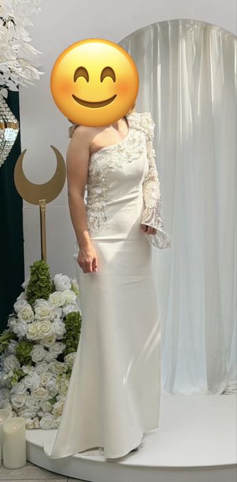 Официална рокля