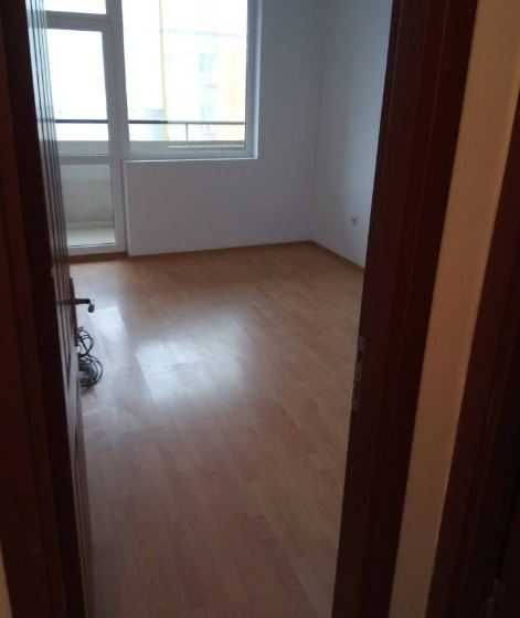 Дава се под наем Двустаен апартамент в Бургас, Меден рудник - зона В - 60 кв.м за 110 € - Снимка #4