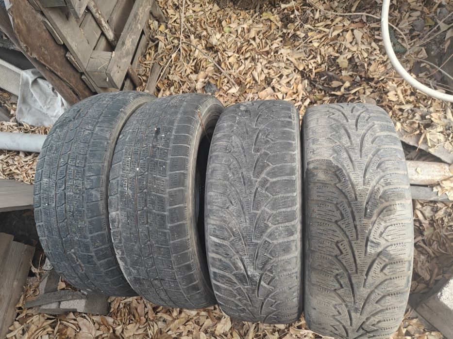 215-60R16 продам резину