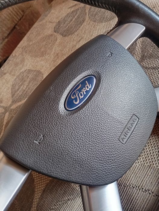 Волан Ford C-Max 2006