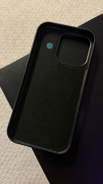 iPhone 16 Pro б/у в отличном состоянии