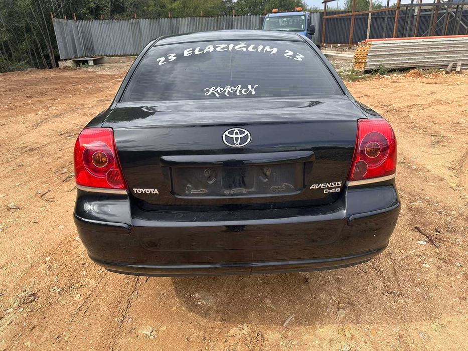 НОВ ВНОС !! НА ЧАСТИ Toyota Avensis 2.2 177Д-Кат 2005г ПЕРФЕКТНИ ДЮЗИ