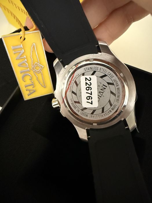 Часовник Invicta Pro Diver