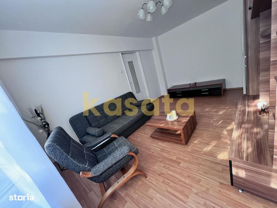 3 Camere de Închiriat