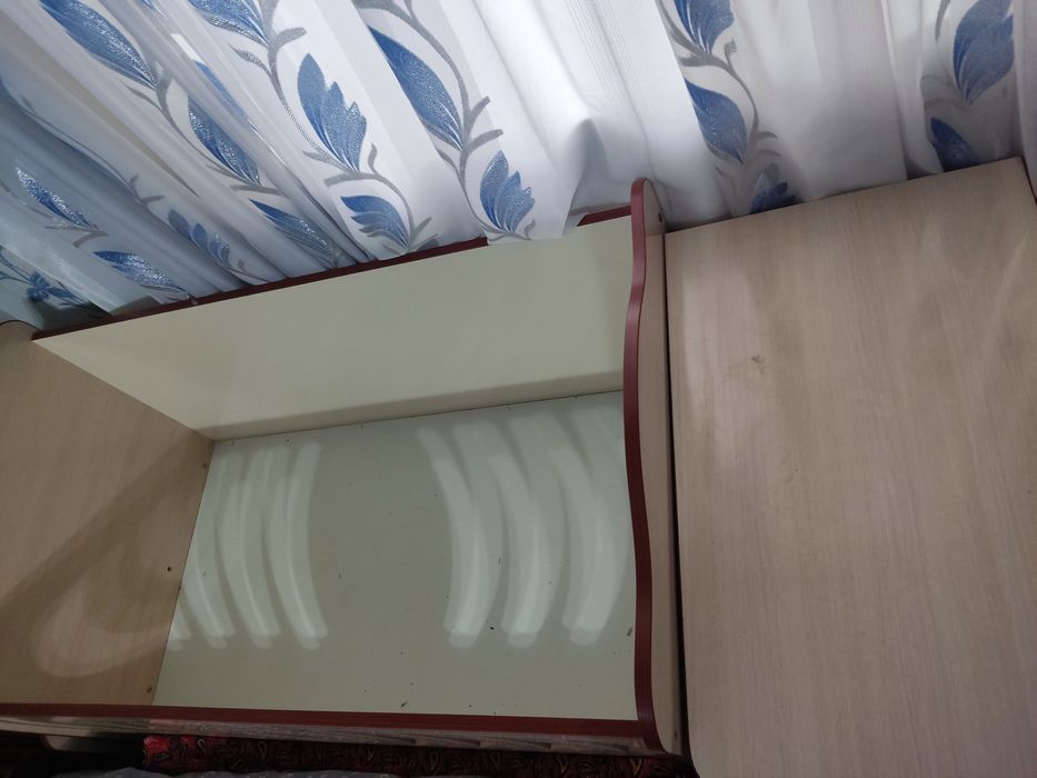 Bolalar mebeli sotiladi