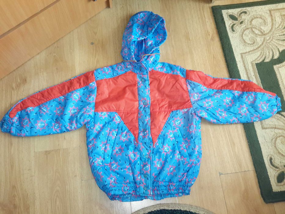 Куртка для девочки подростка
