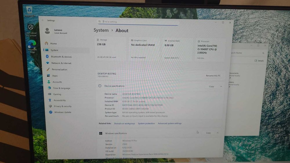 All-in-One Lenovo ThinkCentre i5 10400t, 16GB RAM, 256GB SSD NVMe, Monitor 22" -suport upgrade
