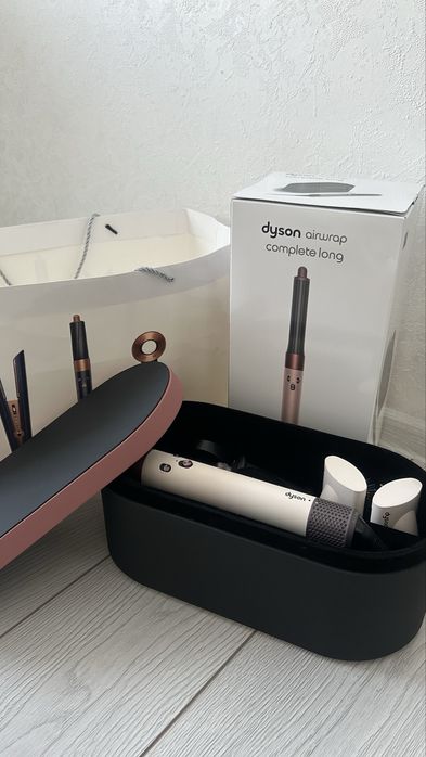Dyson Airwrap - состояние новый