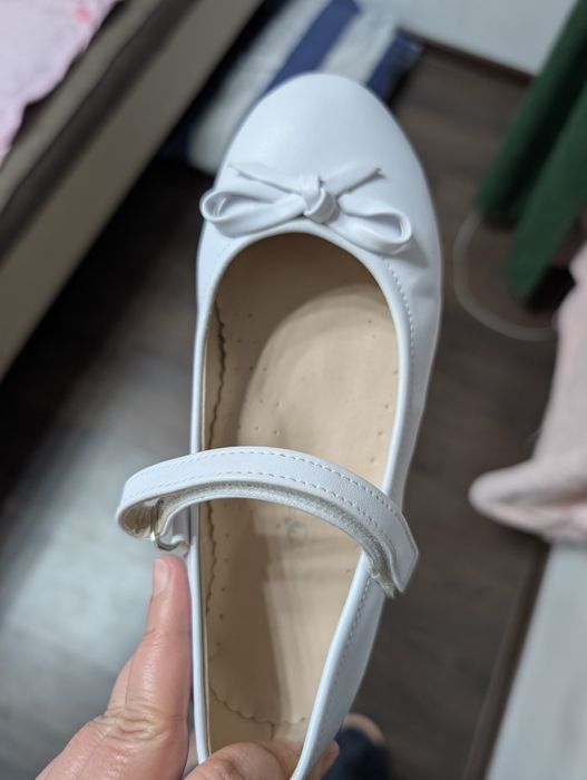Туфли белые для девочки