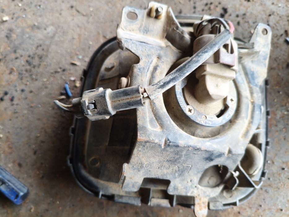 Туманки на Субару