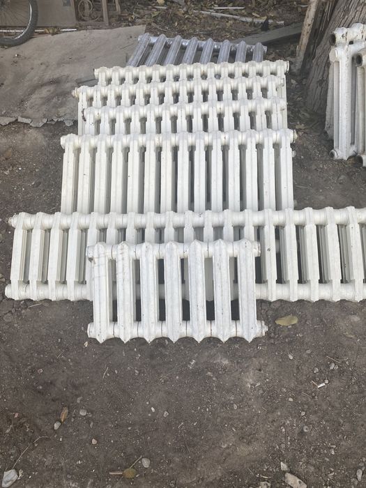 Продается чугунные батареи радиаторы батарейки