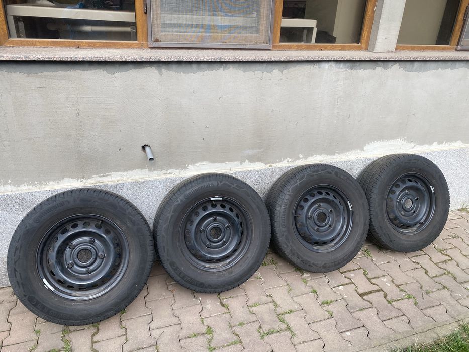 Set roti 235/65/16c  Ford Transit