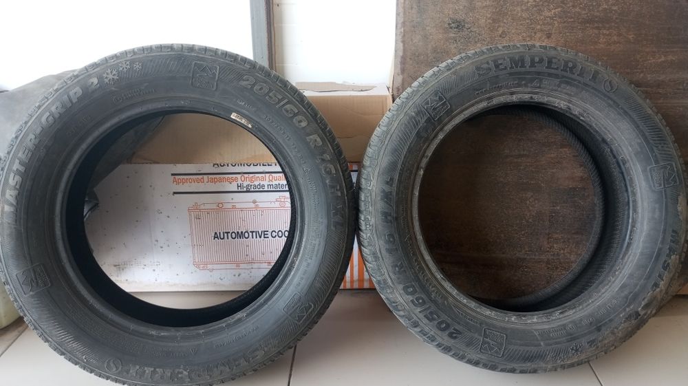 Продам 2 летние шины, 205/60 16