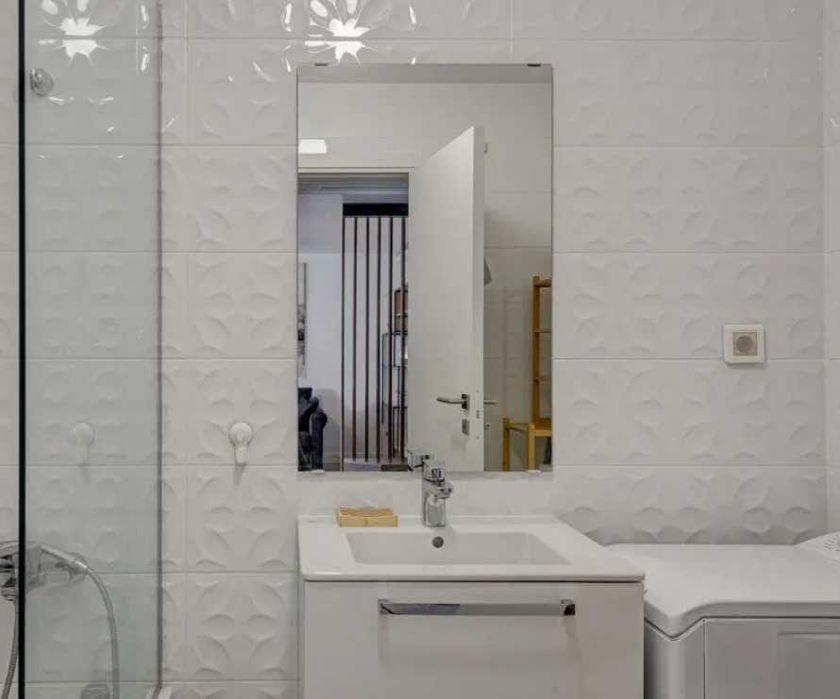 Дава се под наем Двустаен апартамент в Бургас, Изгрев - 70 кв.м за 306 € - Снимка #5