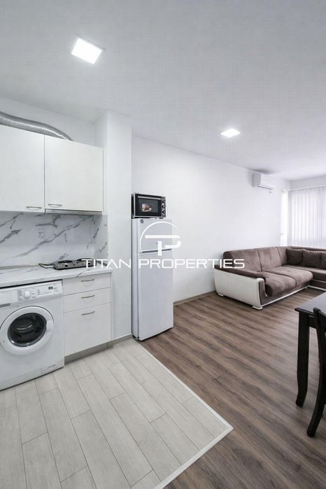 Продава се Двустаен апартамент в Пловдив, Съдийски - 68 кв.м за 2030 €/кв.м - Снимка #1