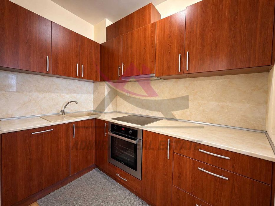 Продава се Двустаен апартамент в Варна, Бриз - 66 кв.м за 2076 €/кв.м - Снимка #2