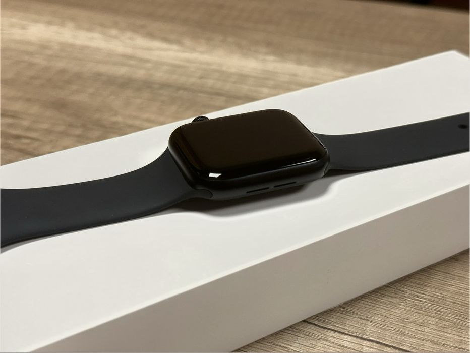 Apple Watch SE (2nd Gen) 44mm