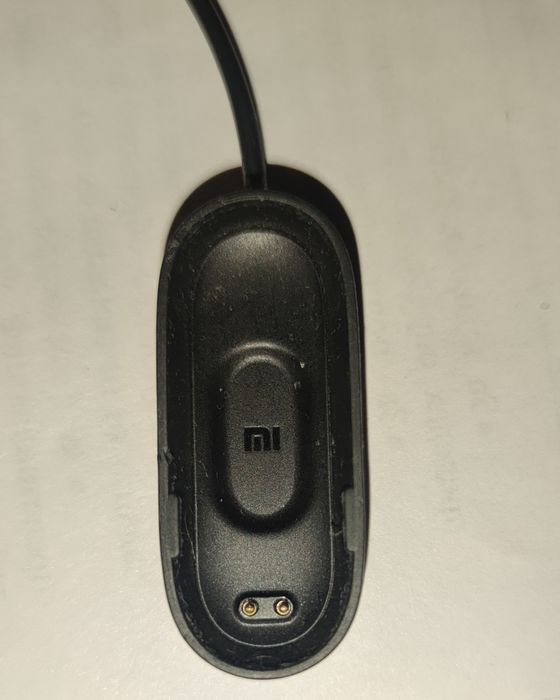 Xiaomi Mi Smart Band 4 + 4 ремешка