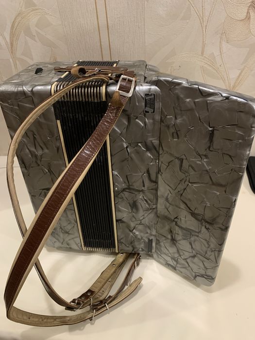 Аккордеон в продаже