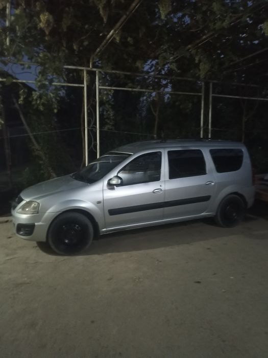 ЛАДА ЛАРГУС сотилади