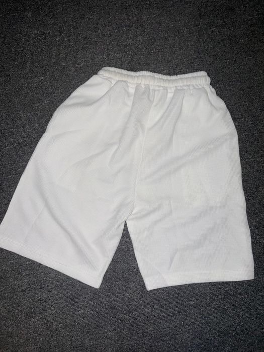 Pantaloni scurti sireturi lungi