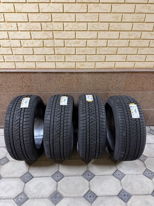 Pirelli scorpion 275/45 R21