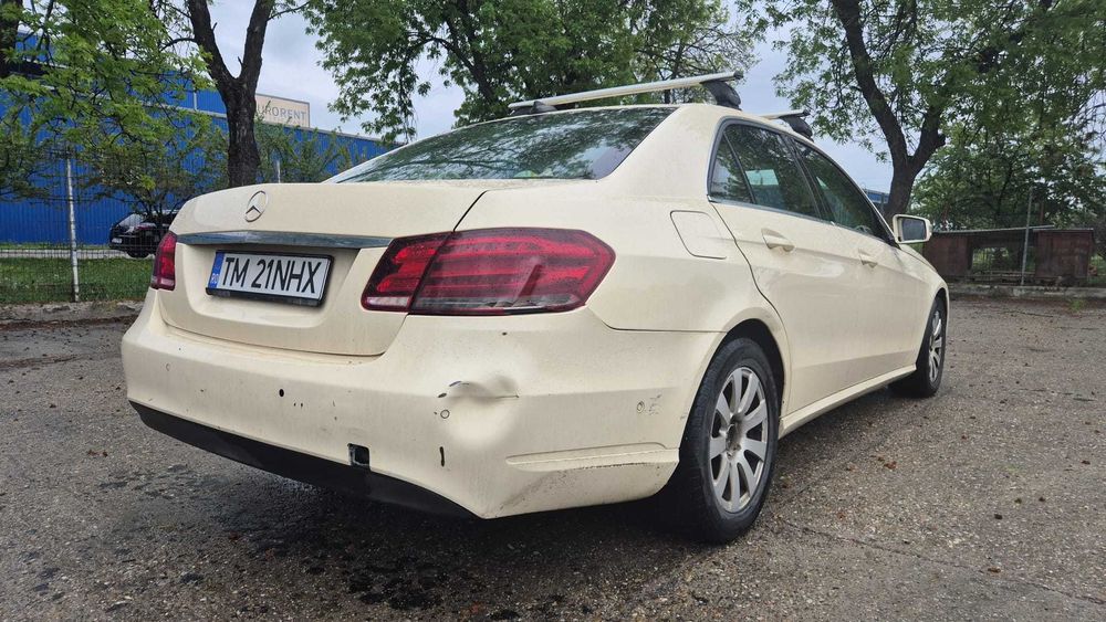 Vand Mercedes E200