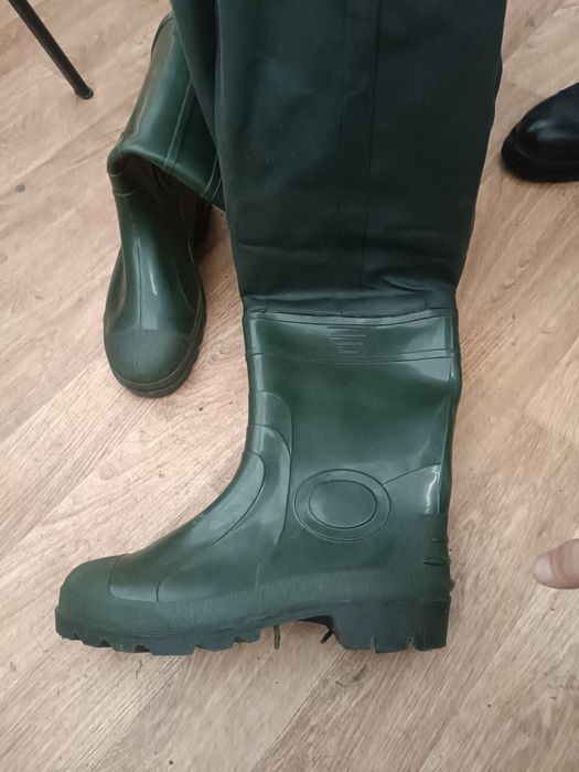 Продаются блатные сапоги