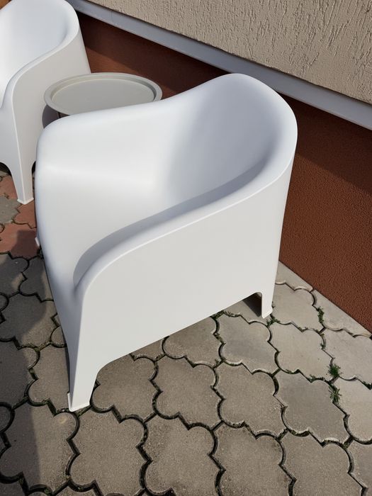 Fotolii exterior Ikea Skarpo