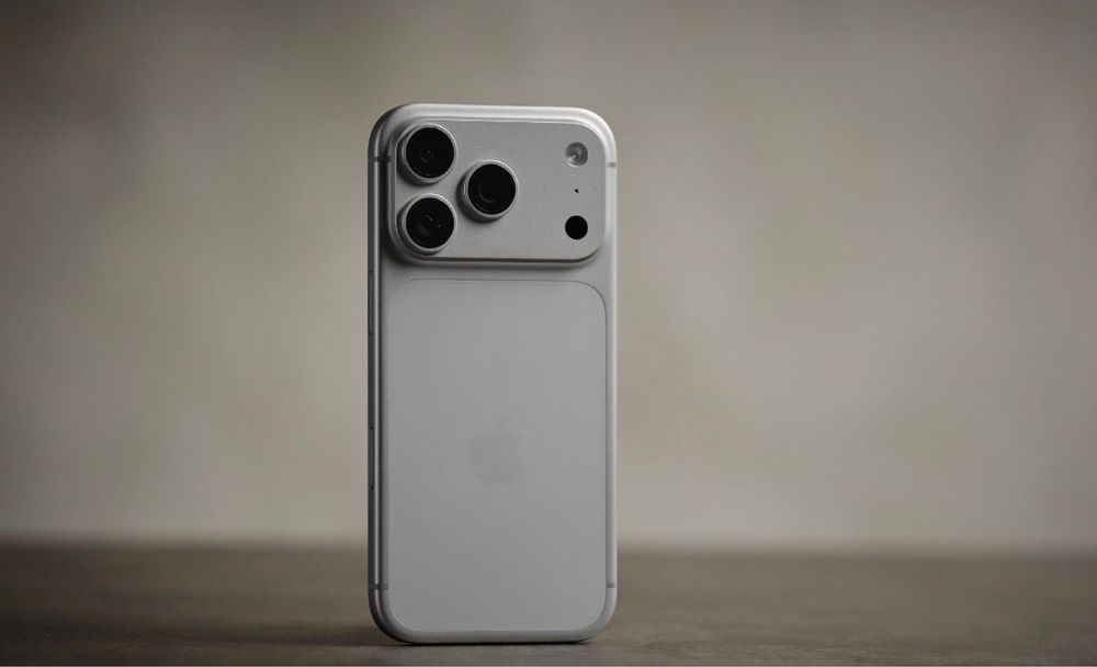 Apple 17 PRO 256 GB EAC