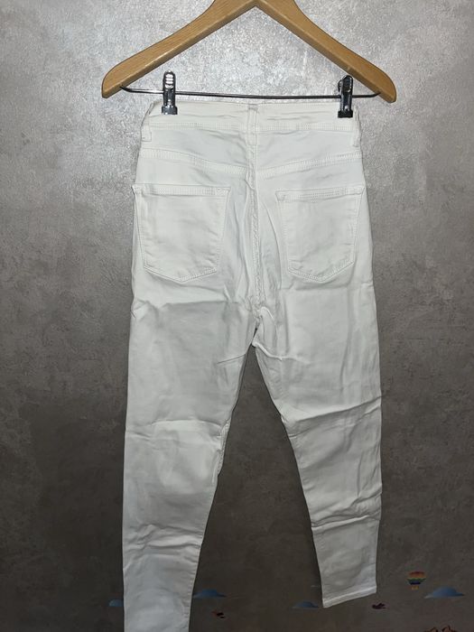 Jeans albi marimea S/36 si M/38