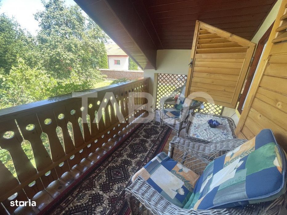 Casa individuala zona de munte 6 camere si teren 1030 mp Vale Sibiu