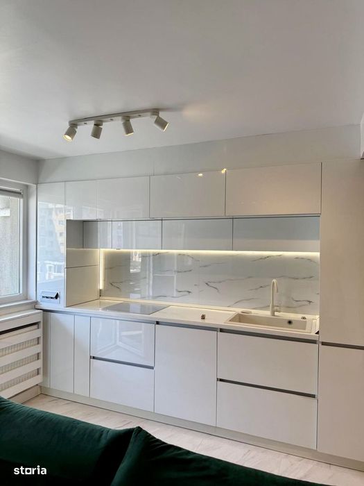 Apartament cu 2 camere, zona Iulius Mall
