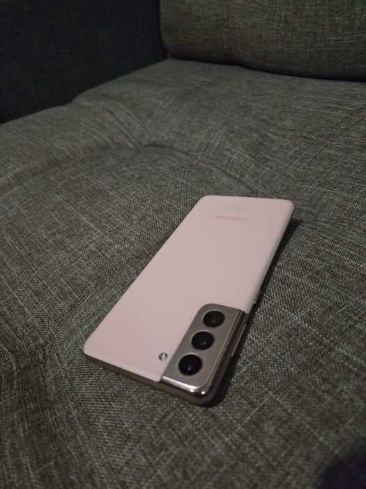 Смартфон Samsung Galaxy S21 8/128Гб
