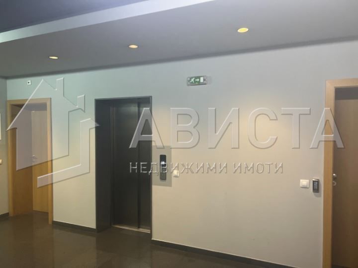 Дава се под наем Офис в София, Зона Б-5 - 39 кв.м за 500 € - Снимка #5