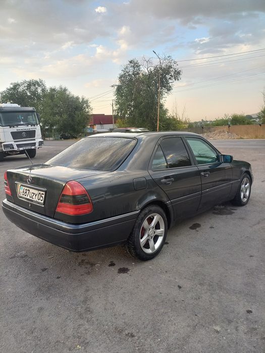 Продам мерседес с-280