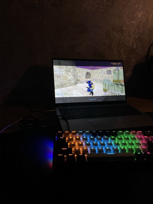 Продается Ноутбук срочно !