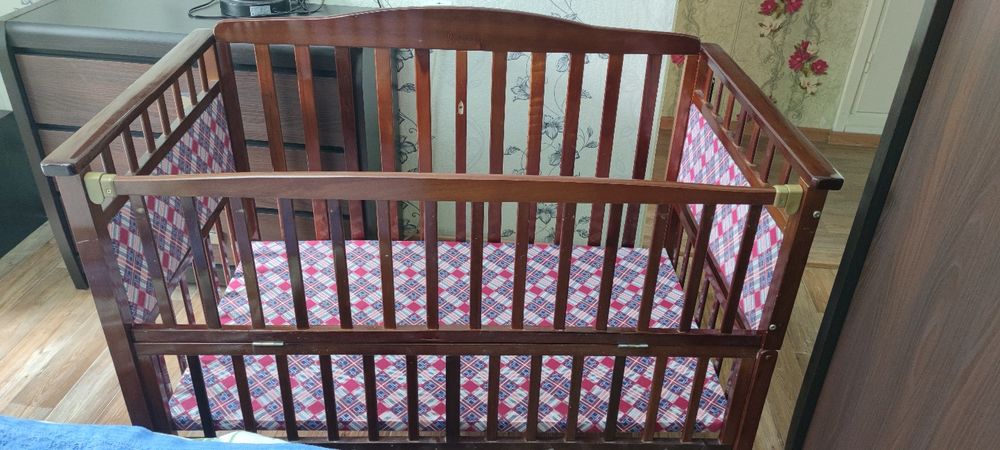 Продам манеж детский