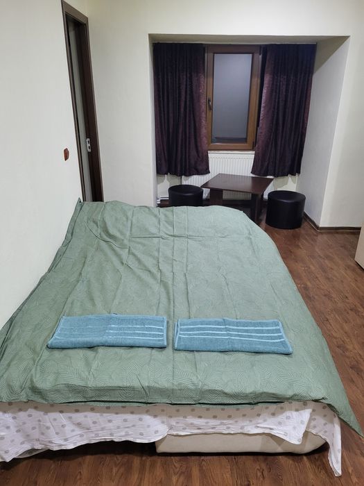 Lupeni - Straja HD - Inchiriez garsoniera t.lung sau in regim hotelier