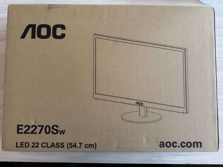 Нов монитор AOC LED 22”