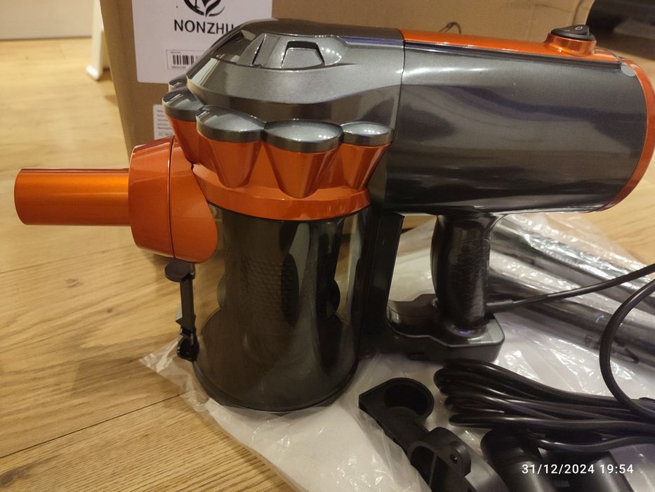 Нови прахосмукачки мощни 400W 600W